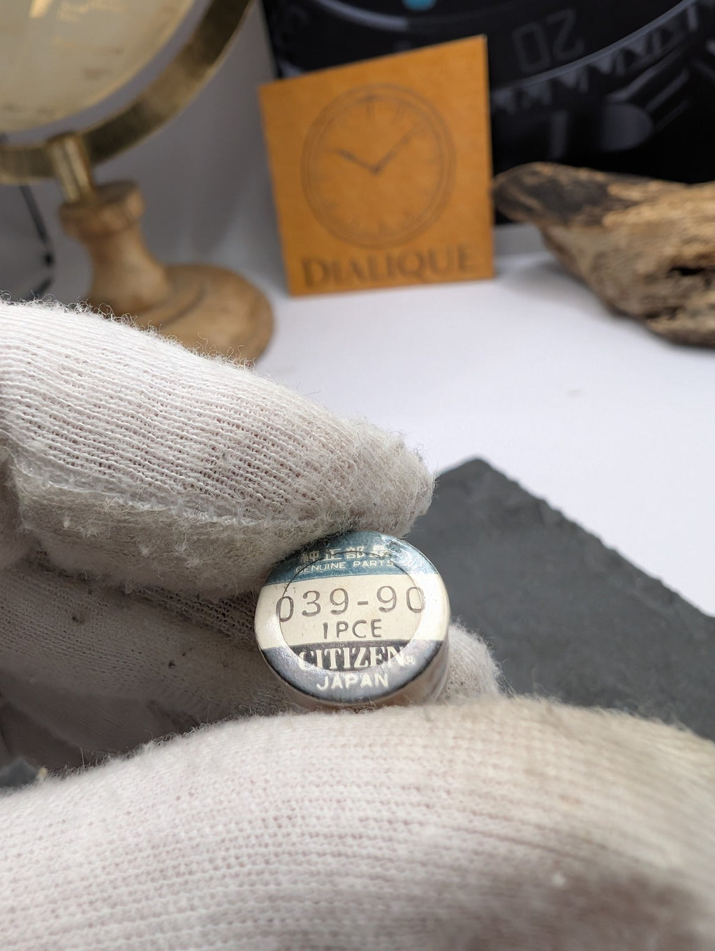 Citizen Genuine Watch Part – Ref. 039-69 / 039-90 / 072-34 – NOS – Original Japa