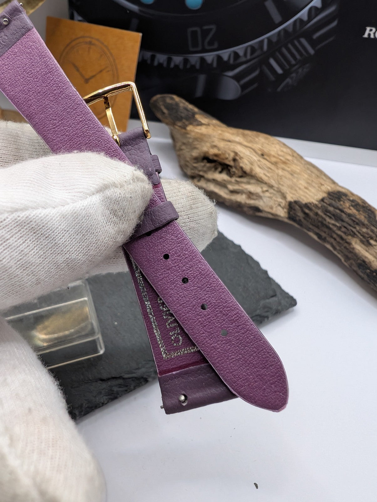 Citizen Vintage NOS Leather Watch Strap – Purple – 18mm – Gold Buckle – Original