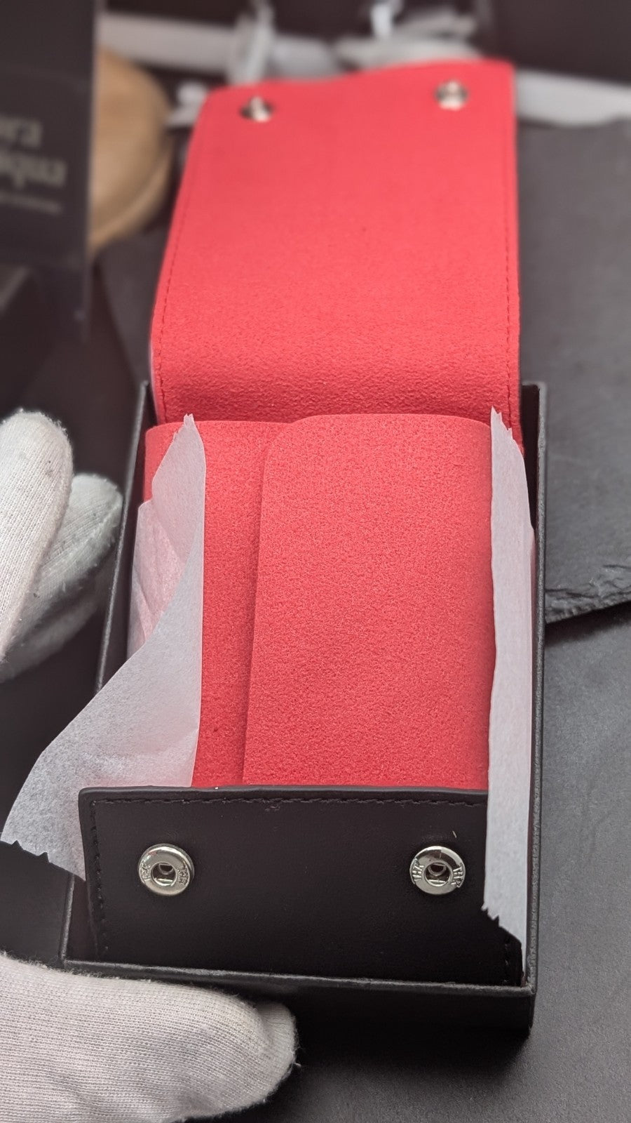 Document holder / card case compatible with TUDOR – Outer box + leather card hol