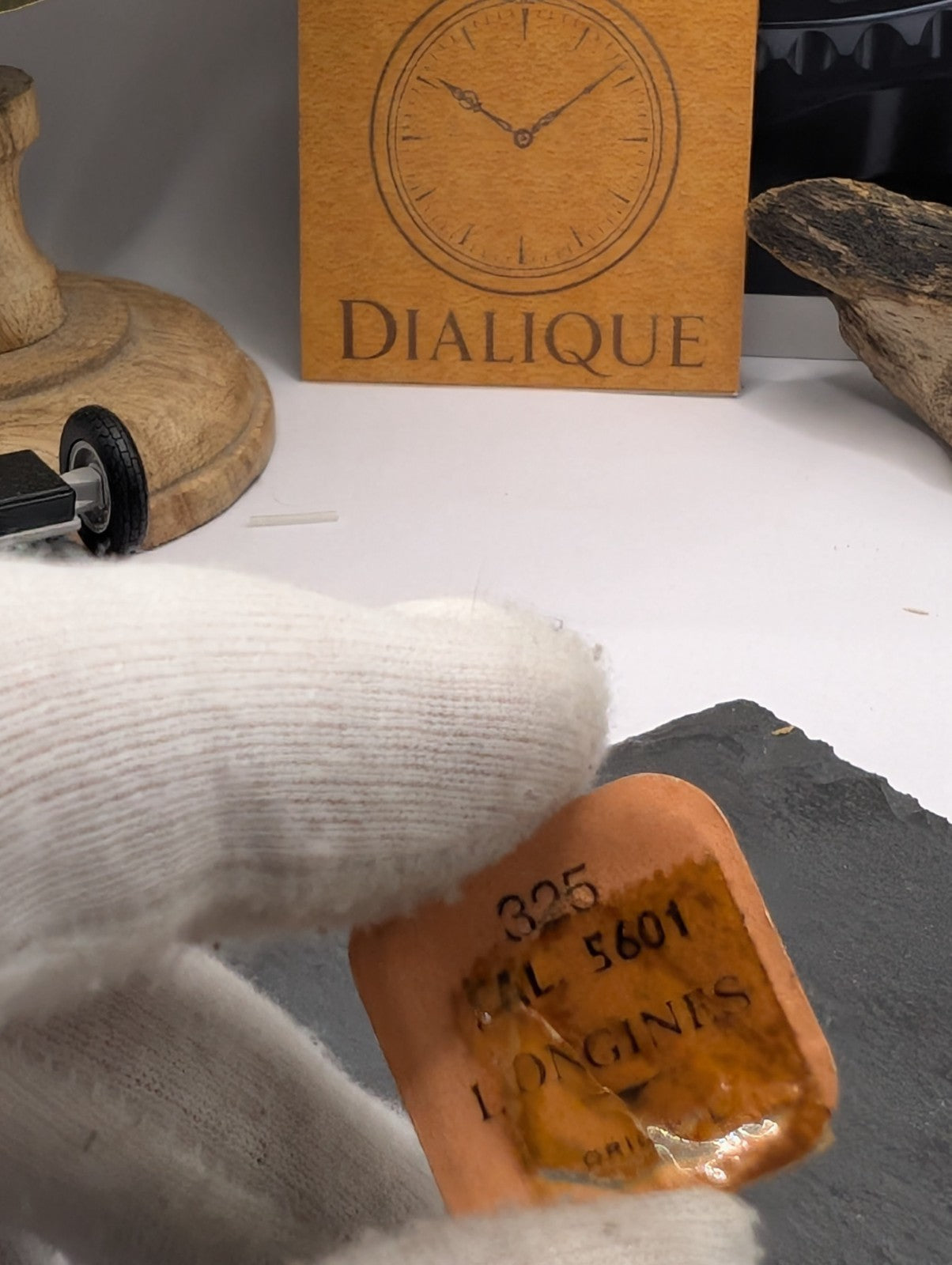 Genuine Longines Watch Part 325 – For Caliber 5601 – Original NOS Swiss