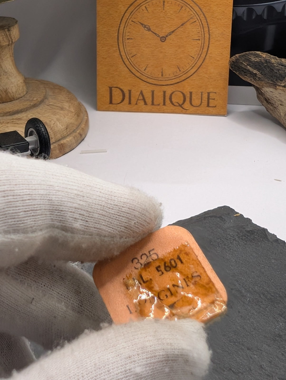 Genuine Longines Watch Part 325 – For Caliber 5601 – Original NOS Swiss