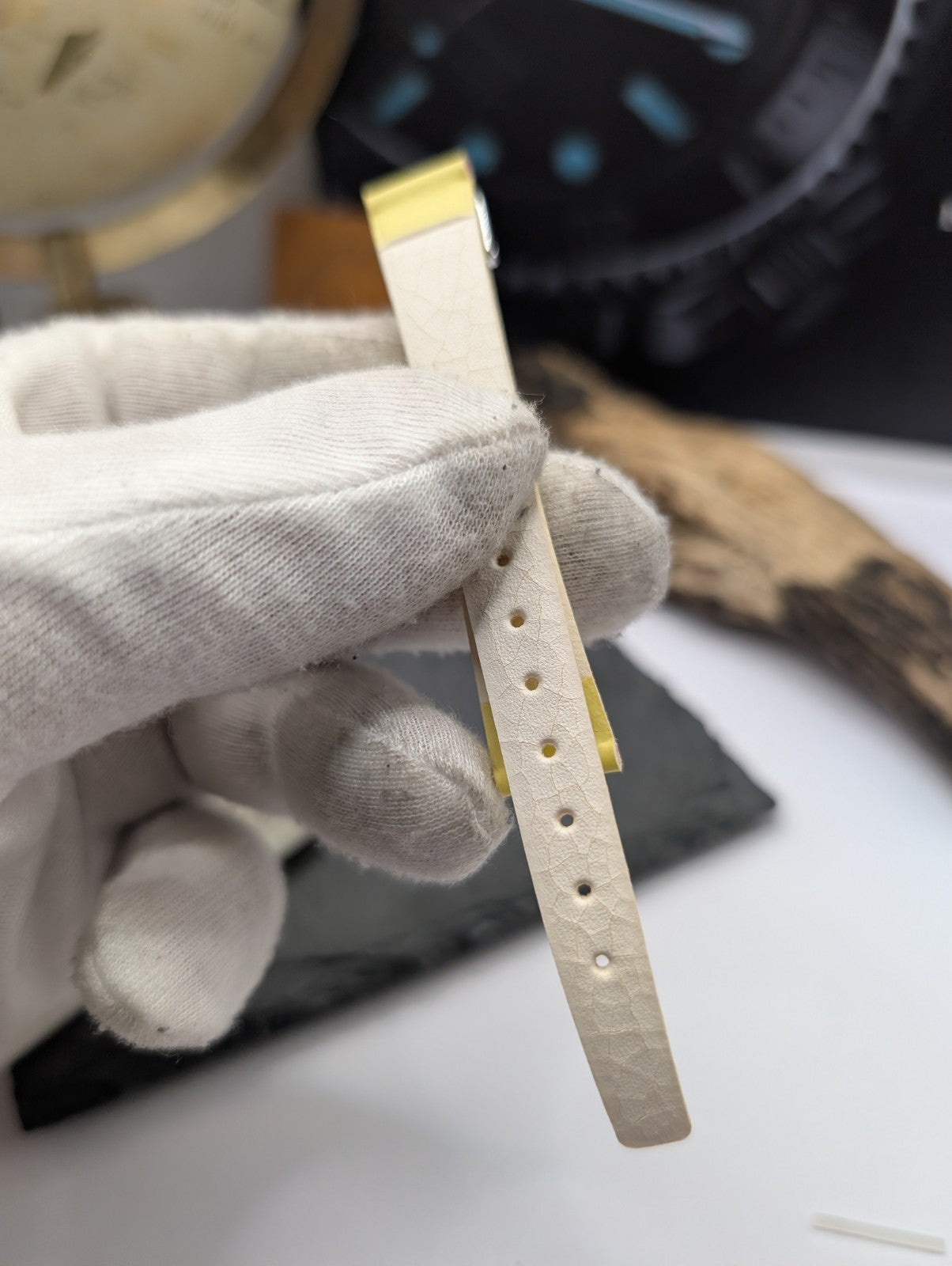 Citizen Vintage NOS Leather Watch Strap – Yellow / Cream – 13mm – Original Box –