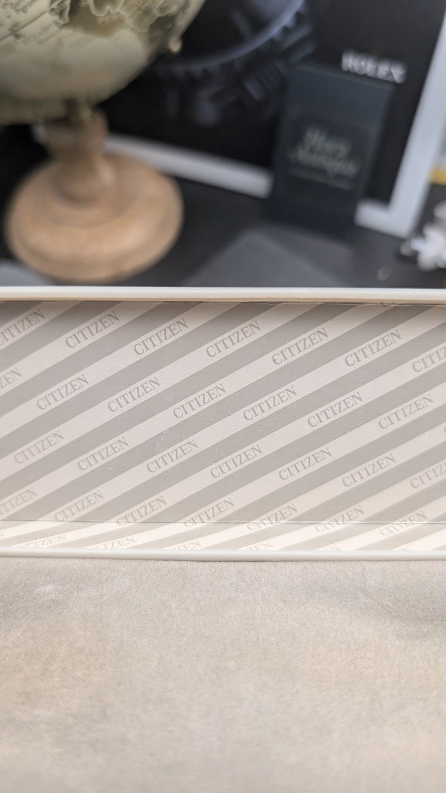 CITIZEN Original Watch Box Case – White Long Box – Vintage / Classic Presentatio