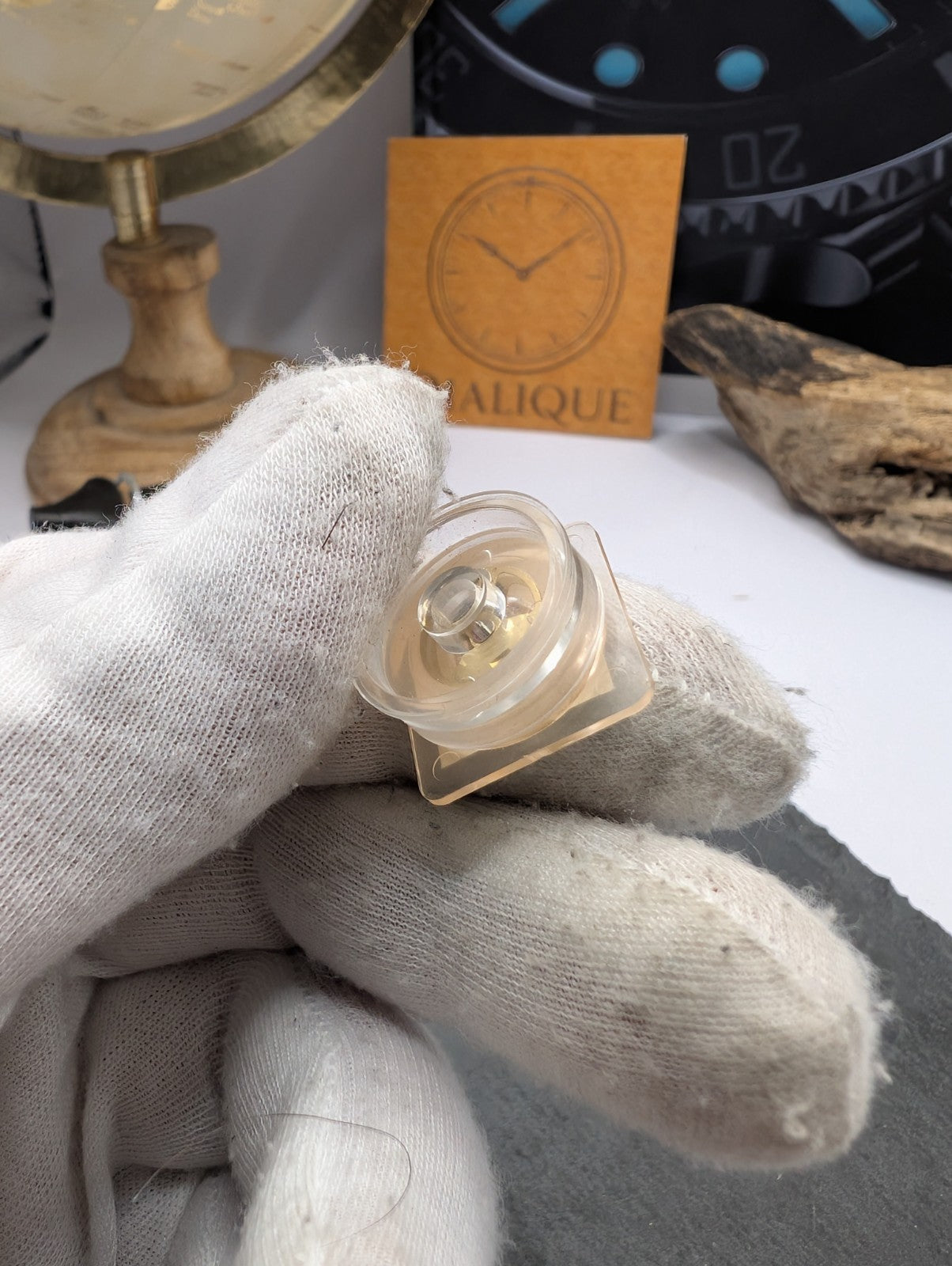 Genuine Seiko NOS Watch Part 310473 – Original Japan Spare Part