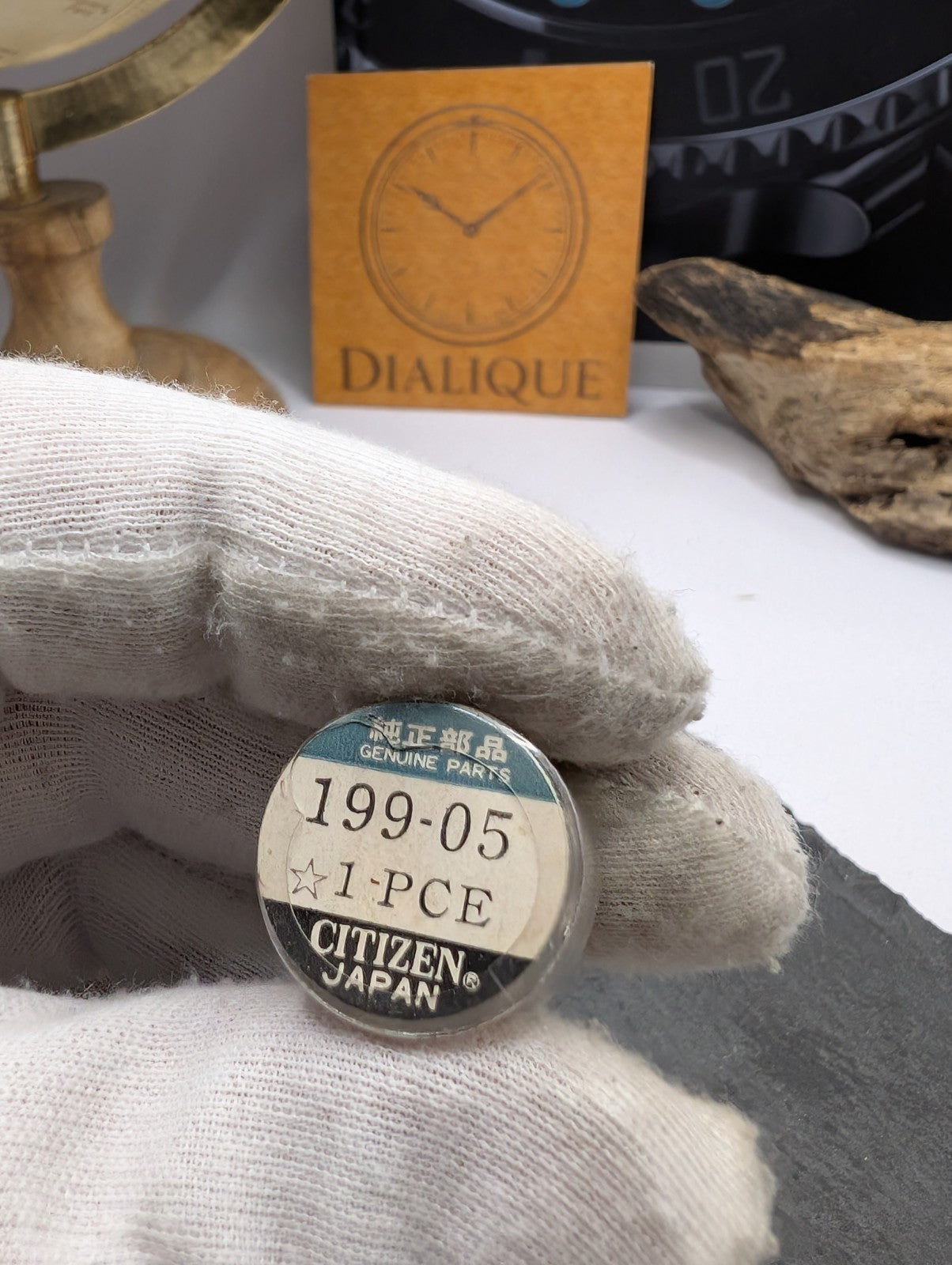 Citizen Genuine Watch Part 199-05 NOS Vintage Original Made in Japan