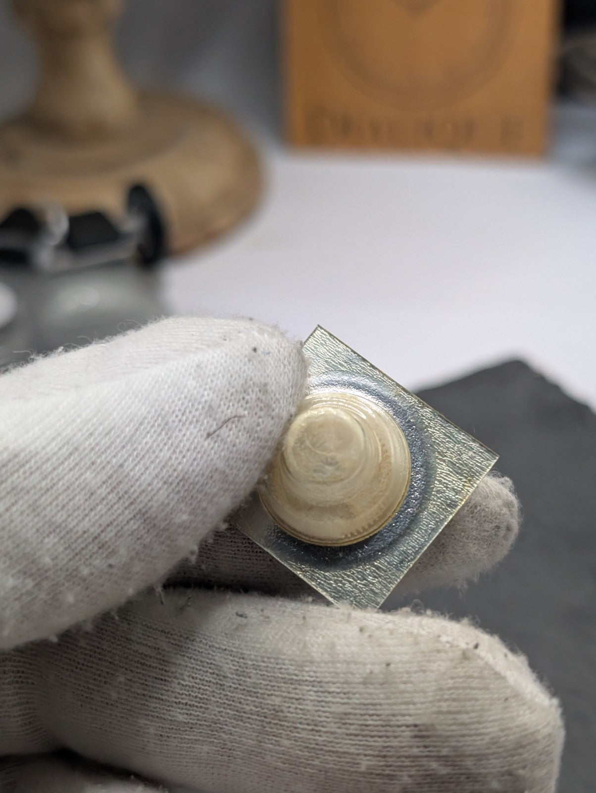 Genuine Seiko NOS Crown with Square Plate – Japan – Vintage Watch Part