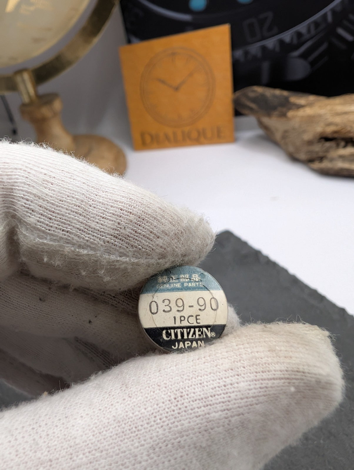 Citizen Genuine Watch Part – Ref. 039-69 / 039-90 / 072-34 – NOS – Original Japa