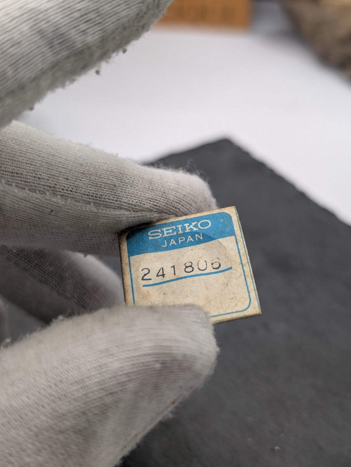 Genuine Seiko NOS Watch Jewel – Ref. 241-806 – Original Seiko Japan Part