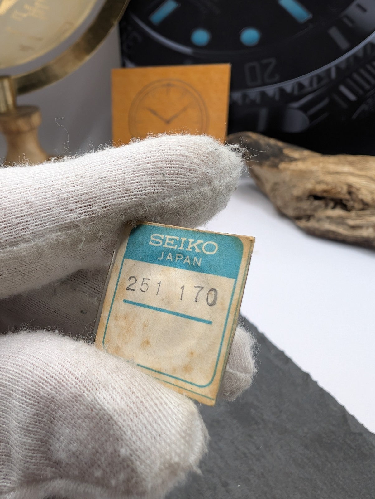 Genuine Seiko NOS Watch Jewel 251-170 – Original Japan Spare Part