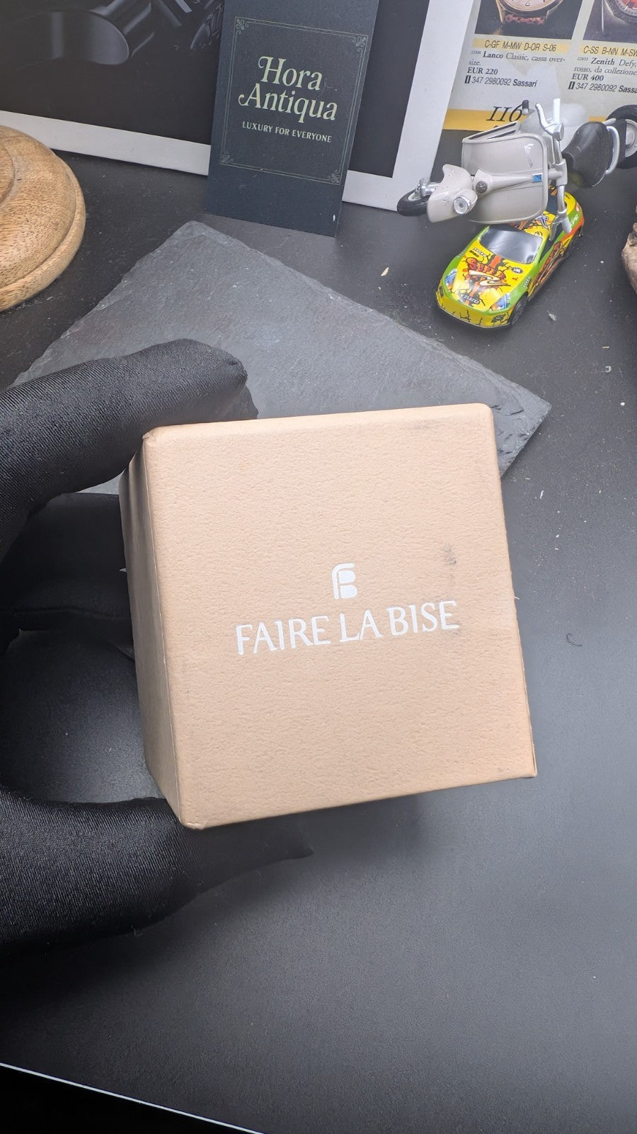 FAIRE LA BISE Watch Box – Original Fashion Brand – Presentation Case