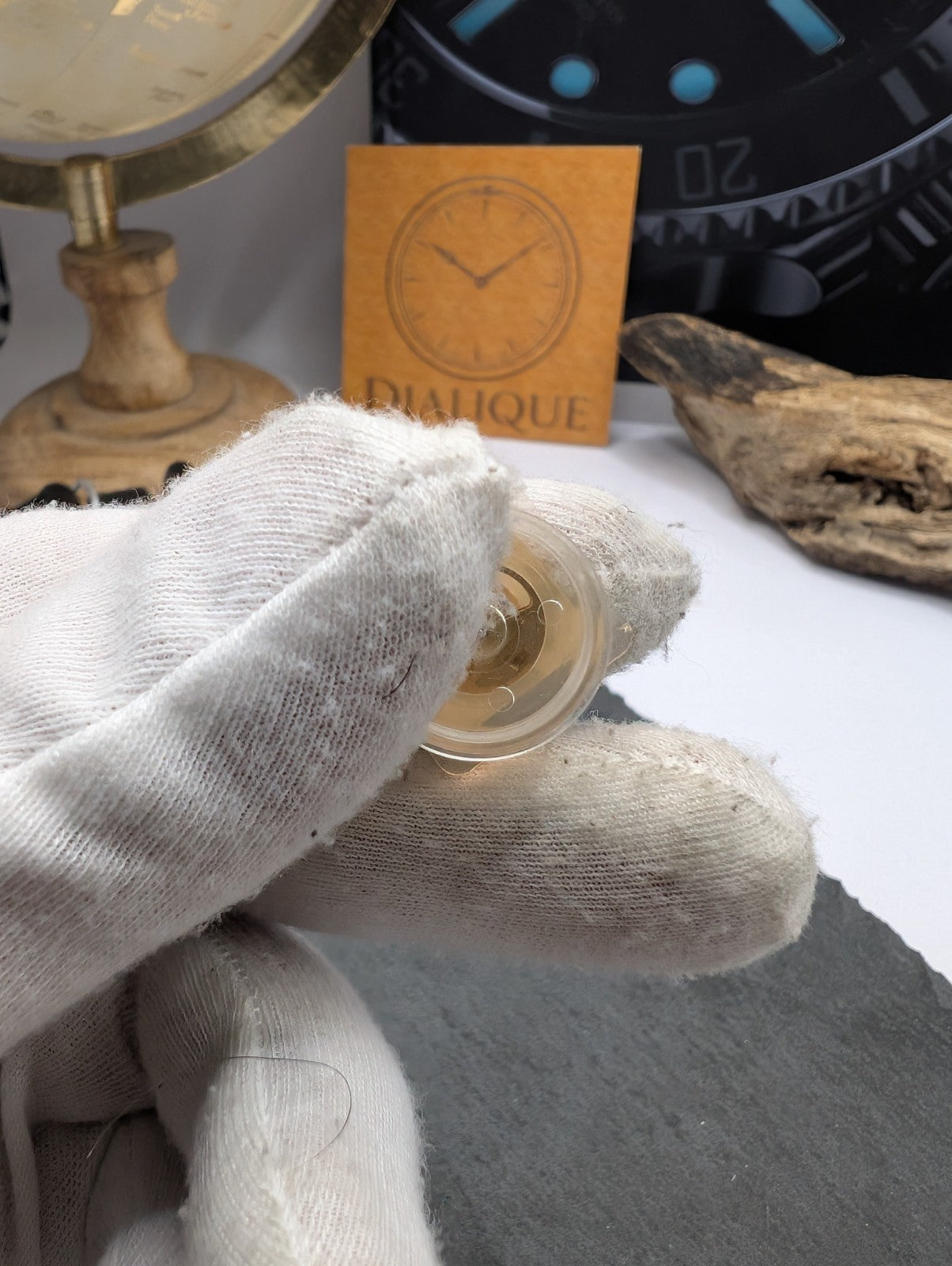 Genuine Seiko NOS Watch Part 310473 – Original Japan Spare Part